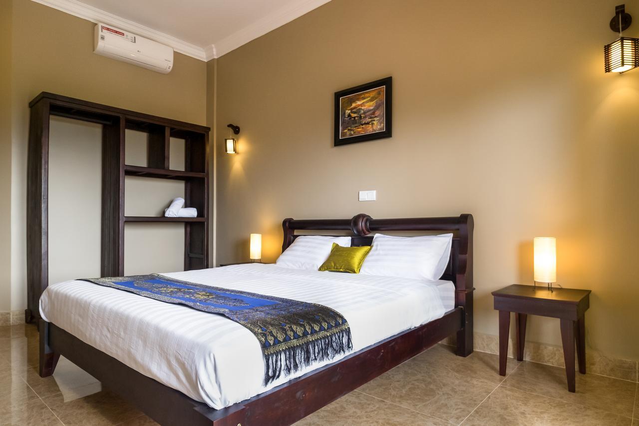 Riviera Hotel&Resort Kep Exterior foto